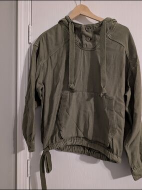 Olive Green Hooded Pullover Sweatshirt